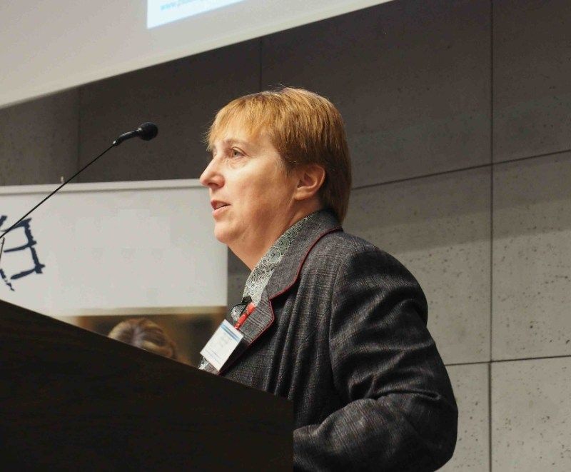 PhD Ewa Stożek during the plenary session