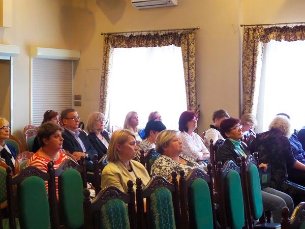 Konferencja wojewódzka rozpoczynająca szkolenie dla dyrektorów i nauczycieli wielkopolskich gimnazjów - Public Consulting Group